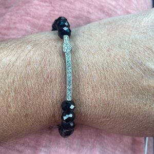 Elegant Glass Faceted Black Beaded Bracelet with Silver Accents